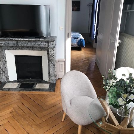 4 People+Free Street Parking+Cosy Centre Ville Rouen Exterior photo