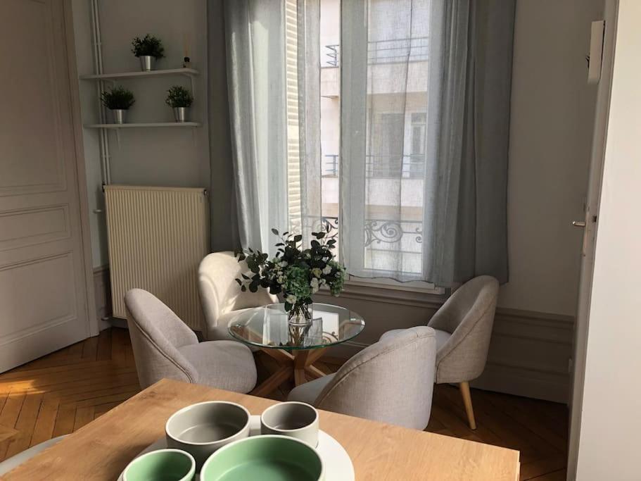 4 People+Free Street Parking+Cosy Centre Ville Rouen Exterior photo